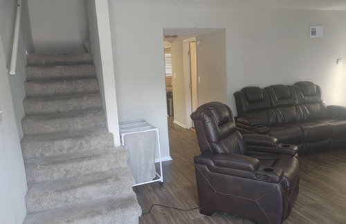 Greenbriar Wohnung | A lovely 3-bedroom 3-bath home in the heart of Atlanta.