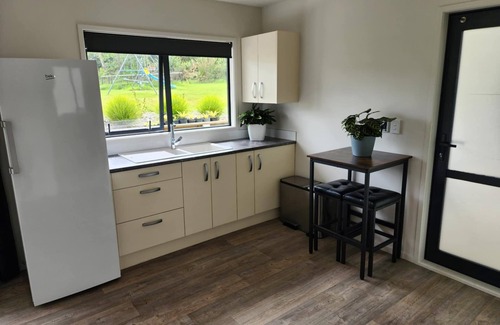 Kerikeri Bed & Breakfast | A lovely tidy flat close to town centre