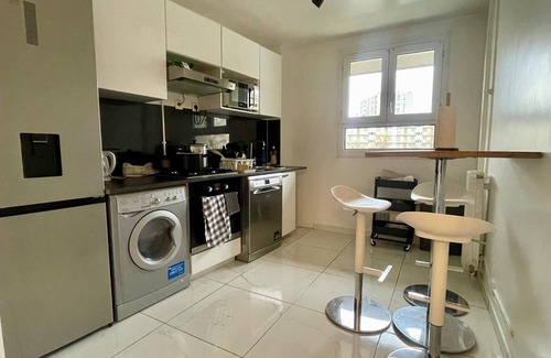 Aulnay-sous-Bois Wohnung | A luxury room very close to Paris, CDG Airport, and Parc des Expositions