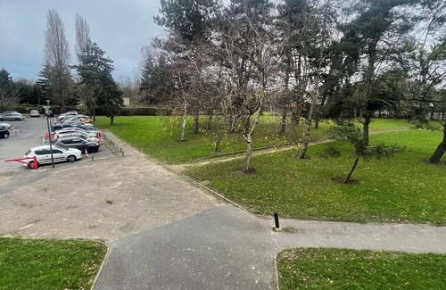 Aulnay-sous-Bois Wohnung | A luxury room very close to Paris, CDG Airport, and Parc des Expositions