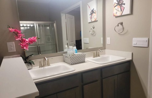 Plainfield Haus | A New Ranch Home in a New Neighborhood.