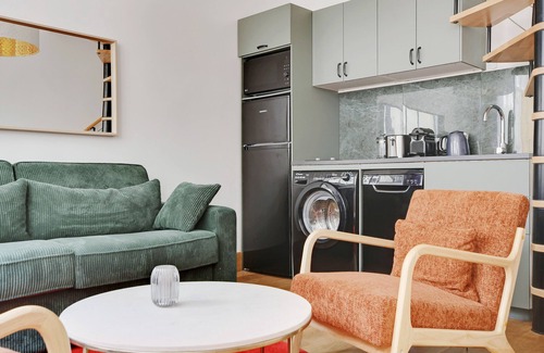 Quartier des Grandes-Carrieres Wohnung | A Nice Duplex in Montmartre