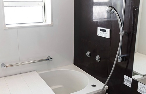 Numata Haus | A onestory 2LDK with a full kitchen perfect for f /Numata Gunma