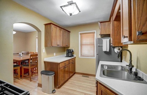 Sun Prairie Haus | Ein angenehmer Rückzugsort für 1, 2 oder 3 Paare