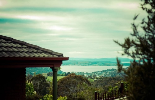 Kingston Haus | Der Hobart Eingang: Kunanyi Vorberg Immobilien