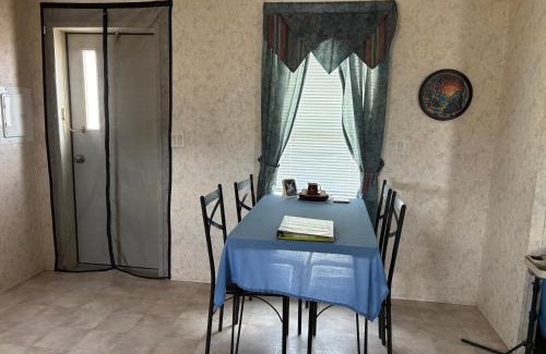 Mojave Desert Haus | A rest after a day in the Death Valley desert