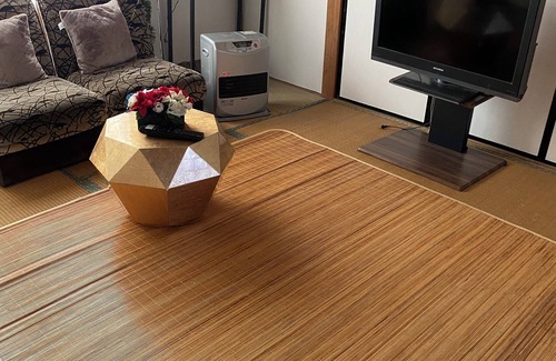 Yuki Haus | A room in a shared house for your quite and restful stay.