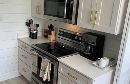 Blossom Village Eigentumswohnung | "A Shore Ting" NEW to market! Exclusive serenity...come and experience it!