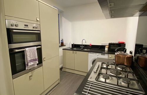 Blackburn Haus | A spacious & modern 3-bed home.