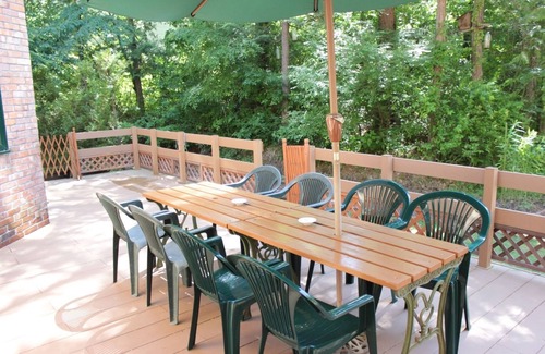 Fujikawaguchiko Hotel | A twin room with a stylish catfoot bathtub You / Minamitsurugun Yamanashi