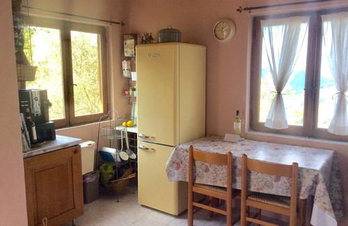 Berzi Haus | Traditionelles ligurisches Künstlerhaus in wunderschöner Tal- und Weilerlage
