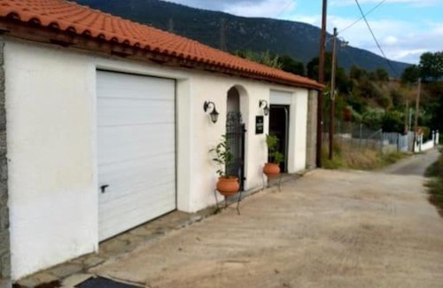 Kefalochori Haus | A V G E R I N O S The oldtown