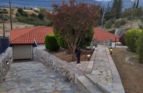 Kefalochori Haus | A V G E R I N O S The oldtown