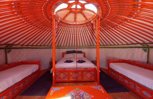 Monieux Haus | A Ventoux Yourte