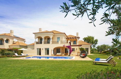 Vila Nova De Cacela Villa | A villa where comfort meets elegance in the Algarve.