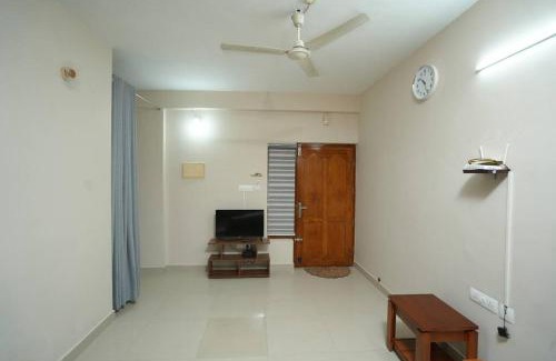 North Nada Wohnung | A4, Melam, Hima Havens- 200 m from Guruvayoor Temple