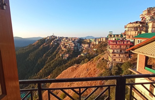 Sanjauli Wohnung | AASRA, your own cozy place in mountains Contact us 8988n220049 for any inquiry.