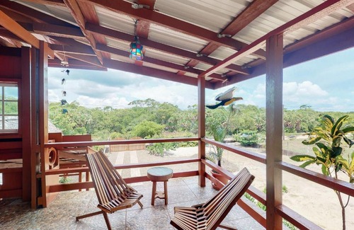 Hopkins Haus | Abacana Cabanas