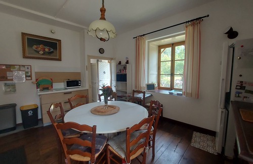 Montigny-les-Cherlieu Haus | Die Unterkünfte der Abtei in einem geschichtsträchtigen Weiler