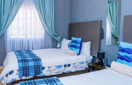 Grootfontein Kabine | Abenab Lodge & Tours CC