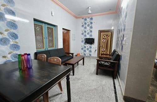 Vellore Wohnung | AC HOMESTAY NEAR CMC AND RAILWAY STATION 2BHK and 3 BHK