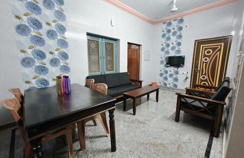 Vellore Wohnung | AC HOMESTAY NEAR CMC AND RAILWAY STATION 2BHK and 3 BHK