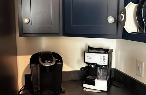 Lamoine Hütte | Acadia National Park just 34 minutes from this quiet retreat on five acres