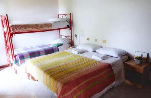 Monzuno Kabine | Acatú