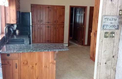 Canaan Haus | WENN SIE PRIVAT UND GEPFLEGT WERDEN MÜSSEN !! (Kommen Sie und genießen Sie das Laub in diesem Herbst)