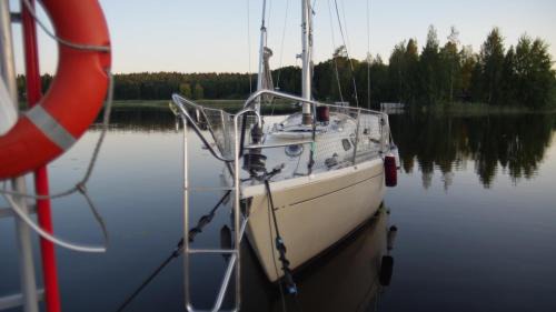 Sysma Bootsverleih | Accommodation on a sailboat in Sysmä harbour