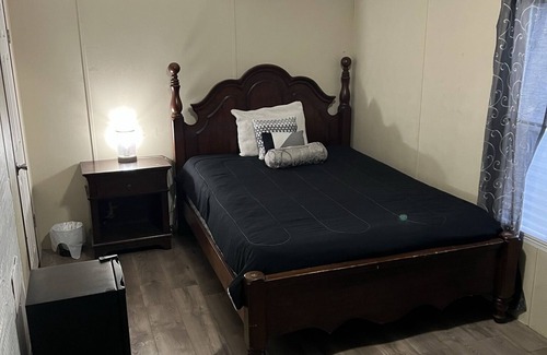Houma Haus | Acklen’s Diamond in the Ruff