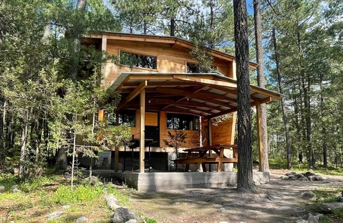 Pueblo Nuevo Kabine | Acogedora Cabaña del bosque Parque La Pirámide