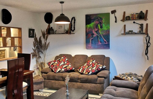 Aquitania Hütte | Acogedora Cabaña Tipo Chalet en Medio de la Naturaleza