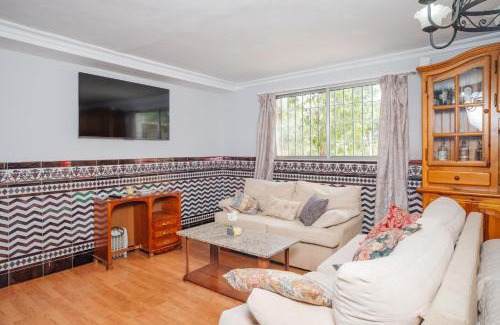 Alcala de Guadaira Haus | Acogedora Casita Rural De Invitados