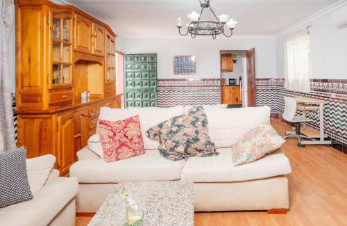 Alcala de Guadaira Haus | Acogedora Casita Rural De Invitados