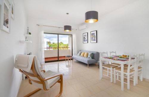 Alporchinhos Wohnung | Acqua Vista - Family & Pool & 300M from BEACH