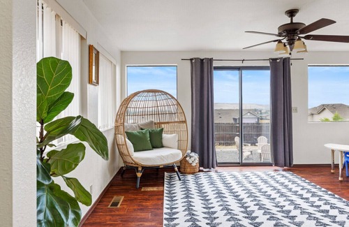 Umatilla Haus | 3-bedroom house in Umatilla with AC, WiFi. Extra space to relax.