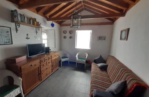Calheta de Nesquim Haus | Adega da Figueira