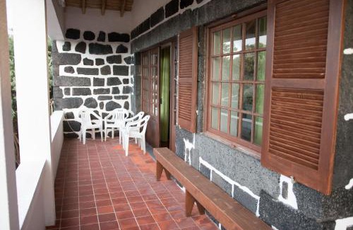 Sao Roque do Pico Haus | Adega do Pereirinha