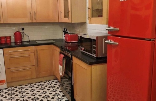 Blaina Hütte | Aderyn Mawr Cottage