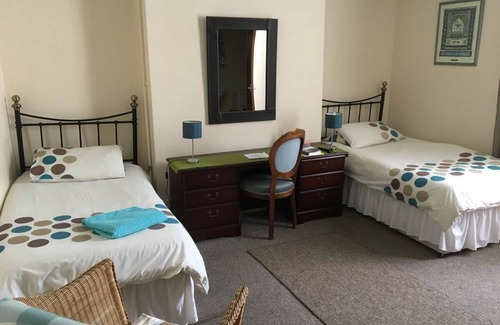 Bridgwater Haus | Admiral Blake Guest House