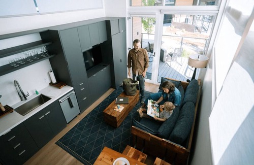 Truckee Kabine | Adventure Cabin 46 (pet friendly) - Luxurious Adventure Cabin