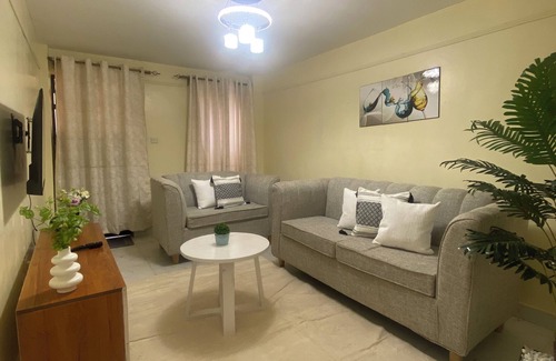 Ruiru Wohnung | Affordable clean and cozy Airbnb it’s located near the road and feels like home.