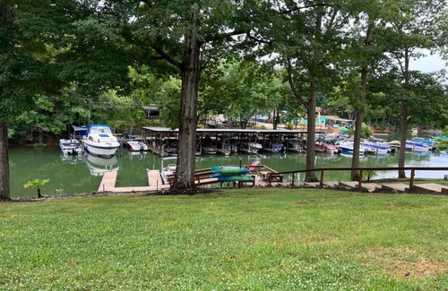 Lake Norman of Catawba Villa | Affordable Lake Norman 4BR Home with Dock, Fire Pit & Kayaks