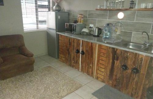 Stilfontein Haus | African Elephant's Den