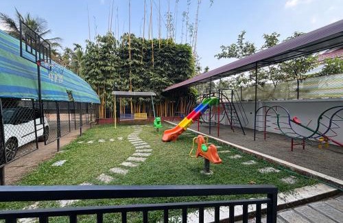 Sulthan Bathery Haus | Agasthya Private Pool & Park villa