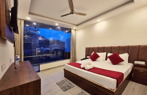 Sidhpur Haus | Aghor Guest House