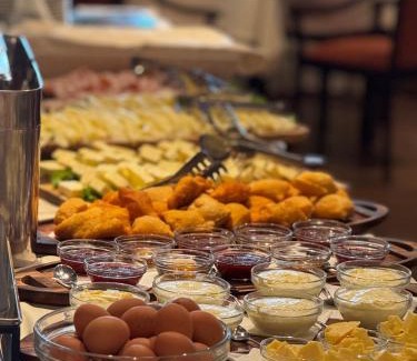 Shkembi i Kavajes Resort | Agroturizëm Kodra e Kuajve