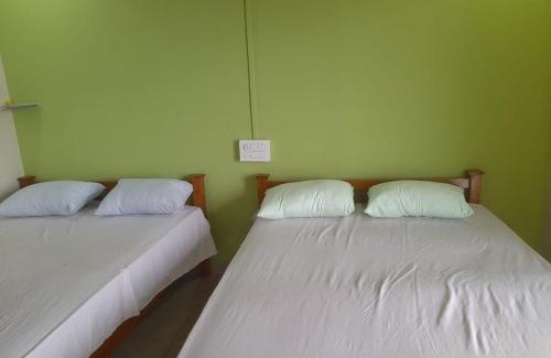Hireguthi Hotel | Aisiri comforts beach stay and cafe
