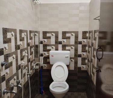Tiruchendur Kabine | AJR HALL AND A/C ROOMS